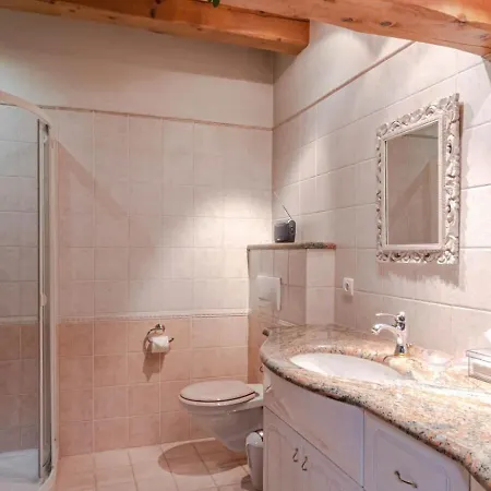 Вилла 6br Savoyard Chalet - What'app - 0039-3512-039-610 - For Reservations! Шамони