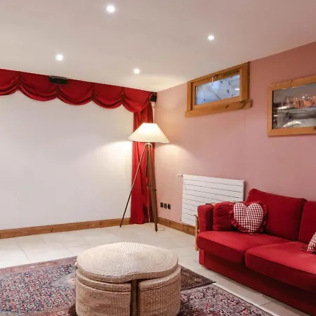 Villa 6br Savoyard Chalet - What'app - 0039-3512-039-610 - For Reservations! Chamonix